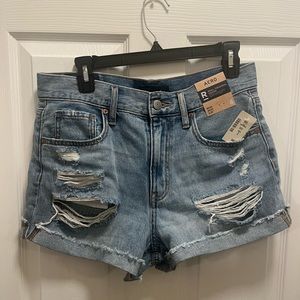 NWT Mom Jean Shorts Size 8 Aeropostale
